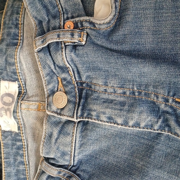 Free People We the Free Medium Wash Blue Women's Jeans Rise Crop Flare Size 30 - Picture 3 of 8